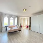 Penthouse In The Castle