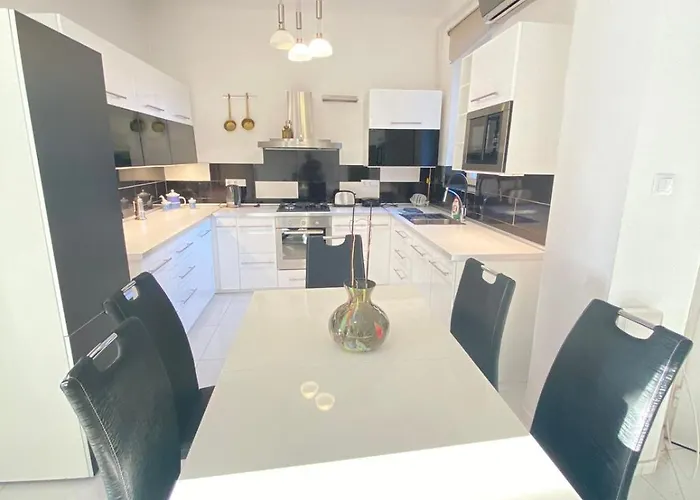 Penthouse In The Castle Διαμέρισμα