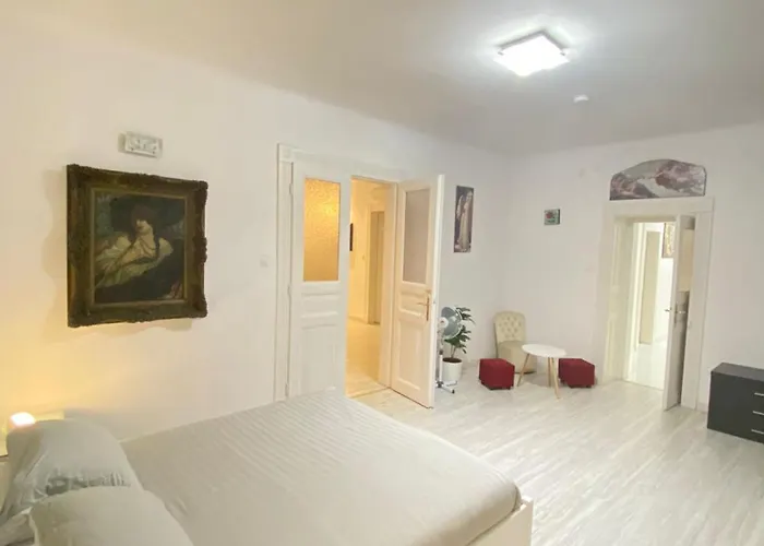 Penthouse In The Castle