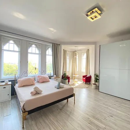 Apartment Penthouse In The Castle *